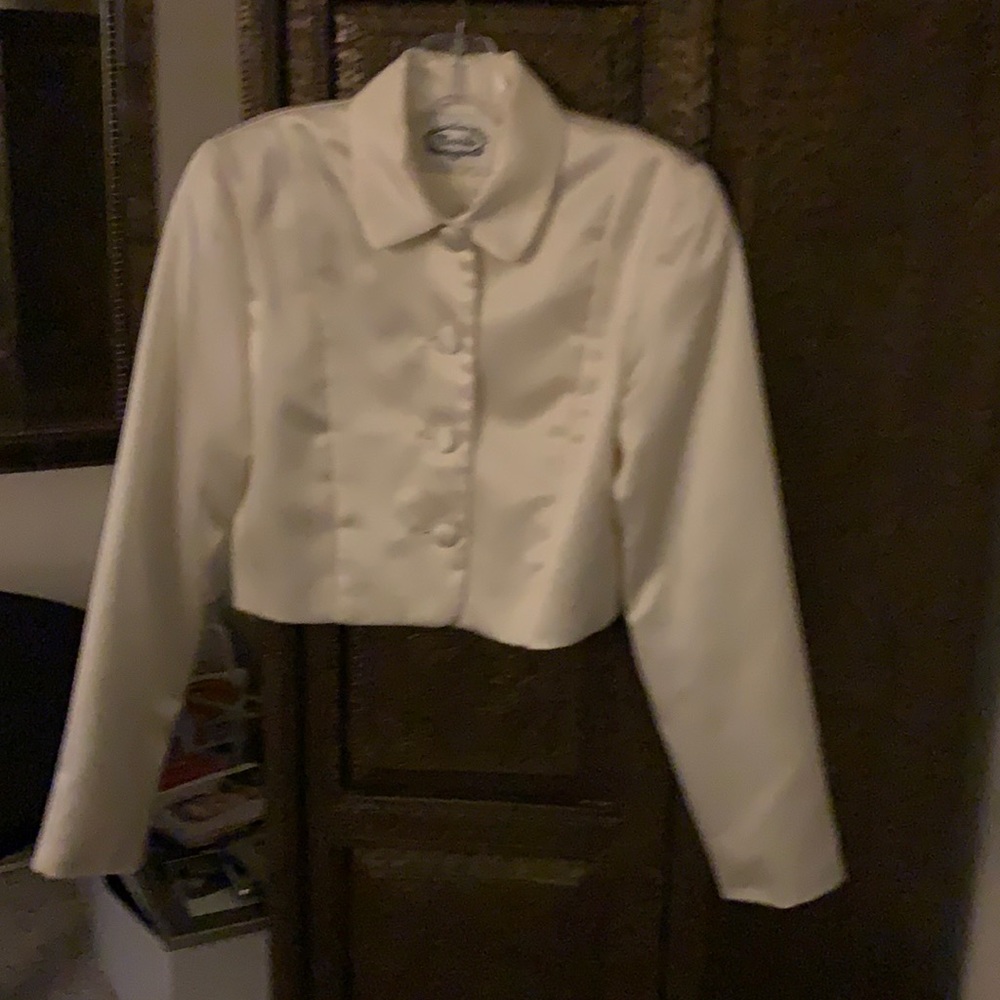 Mevisto from Boston. Size 4. 
perfect condition/dropped price. Pay  list.